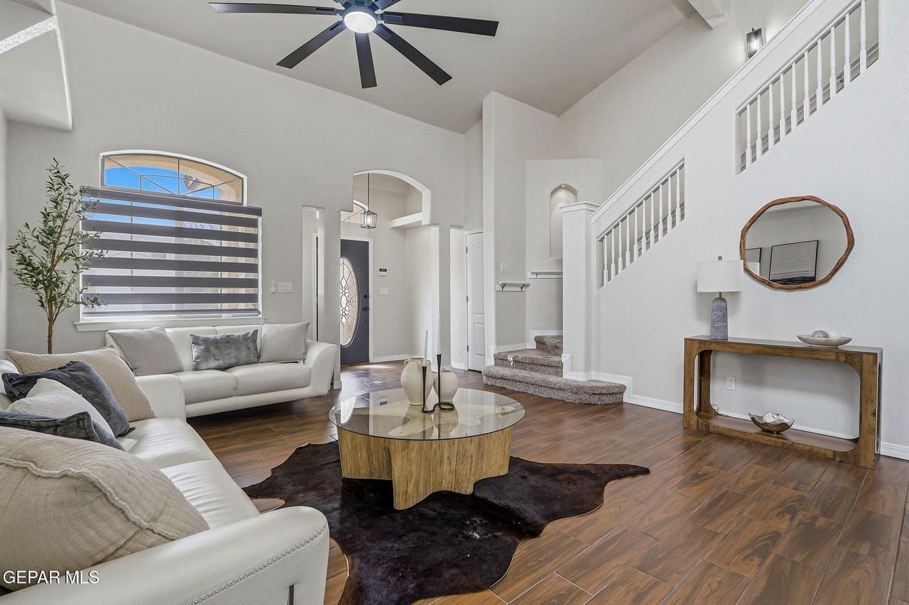 3121 Tierra Paola - Photo 6 of 47