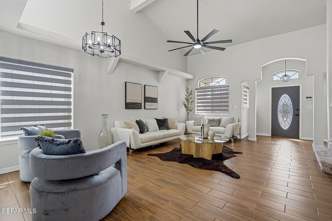 3121 Tierra Paola - Photo 7 of 47
