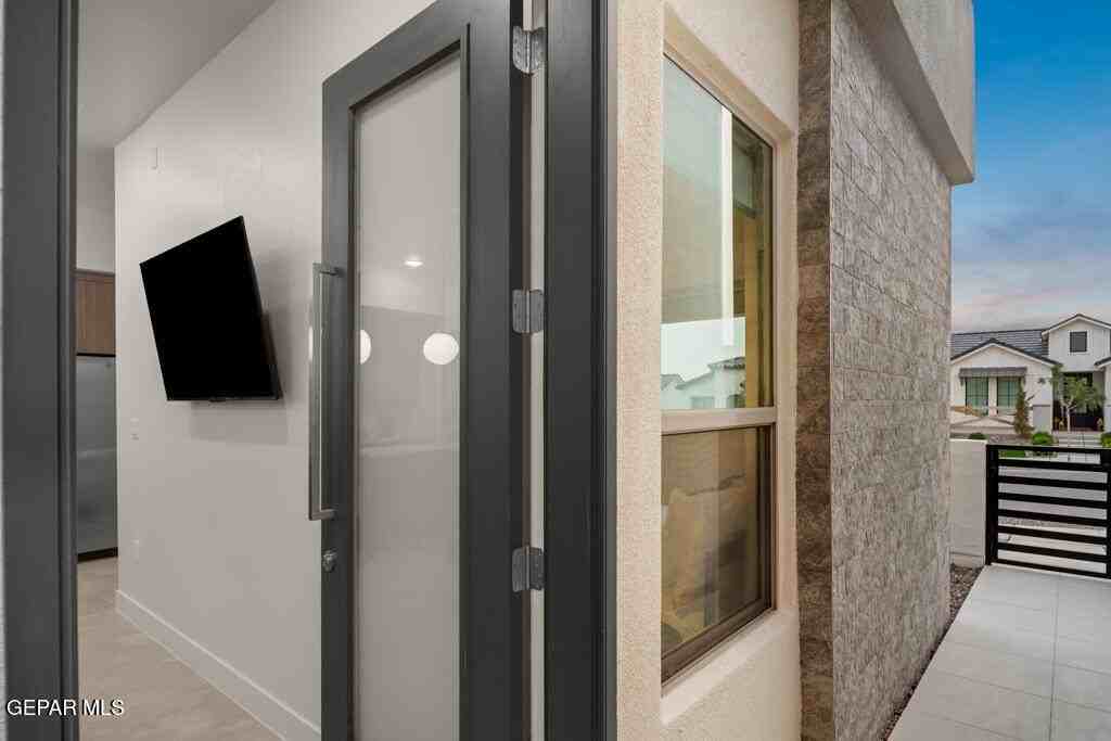 828 Acton St #2 - Photo 3 of 22