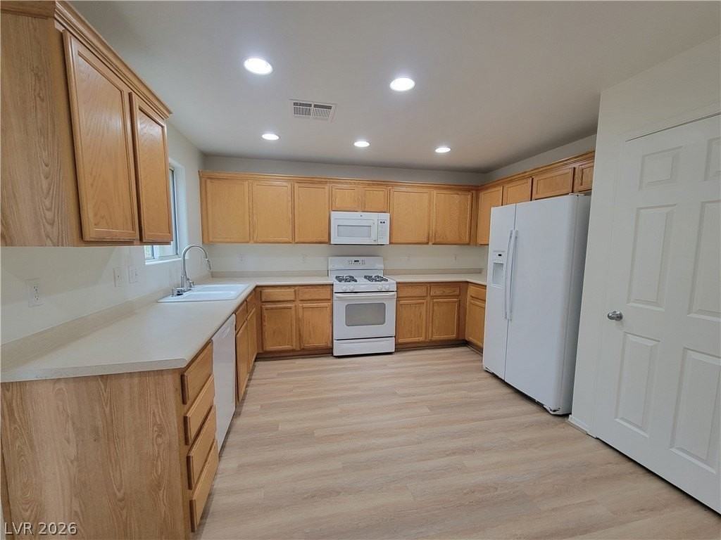 3813 Bayamon St #0 - Photo 3 of 28