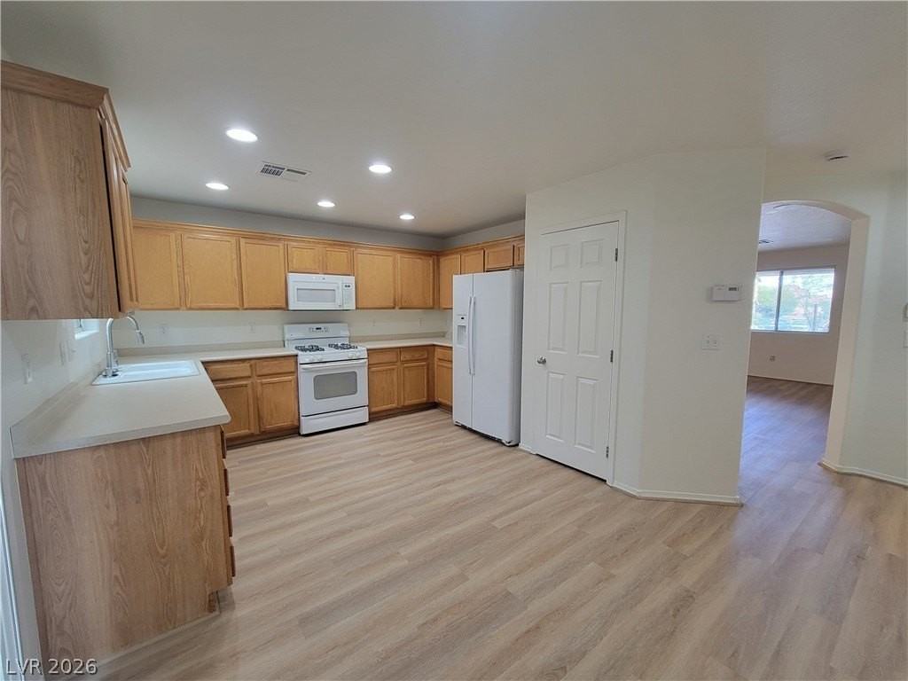 3813 Bayamon St #0 - Photo 4 of 28