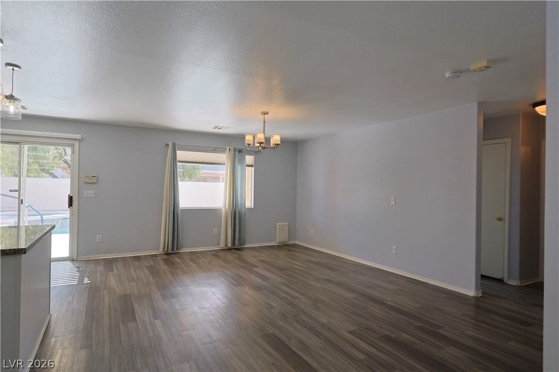 6113 Crystal Talon St - Photo 6 of 35