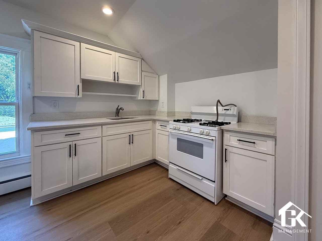308 W 12 Mile Rd #4D - Photo 4 of 12