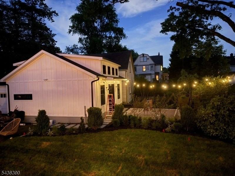 97 Essex Ave #A - Photo 3 of 26