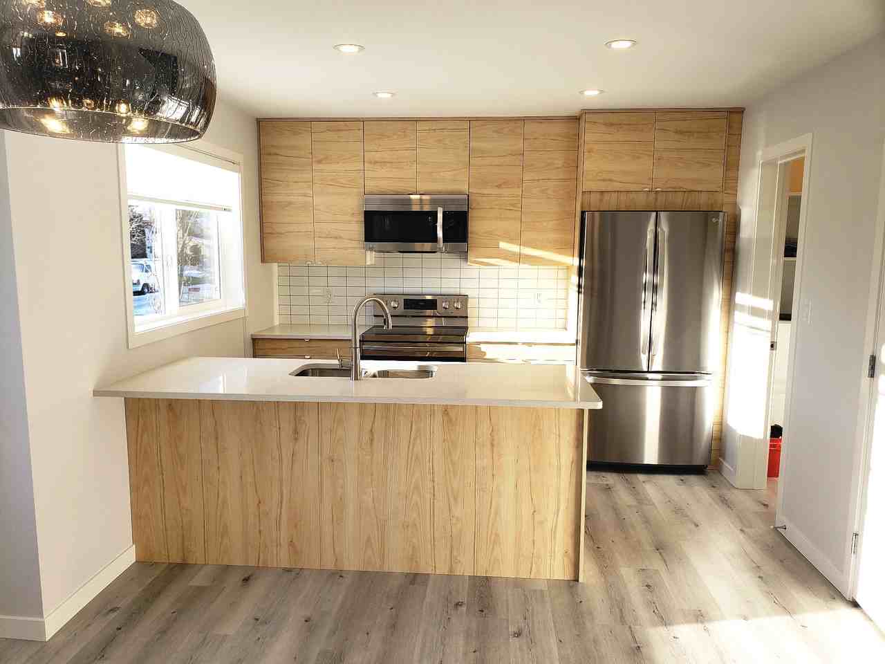 7224 81 Avenue Northwest - Photo 3 of 13