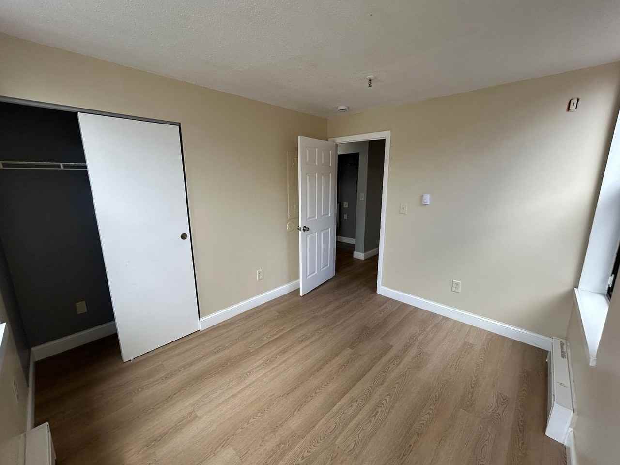 46 Amesbury St #3A - Photo 7 of 9