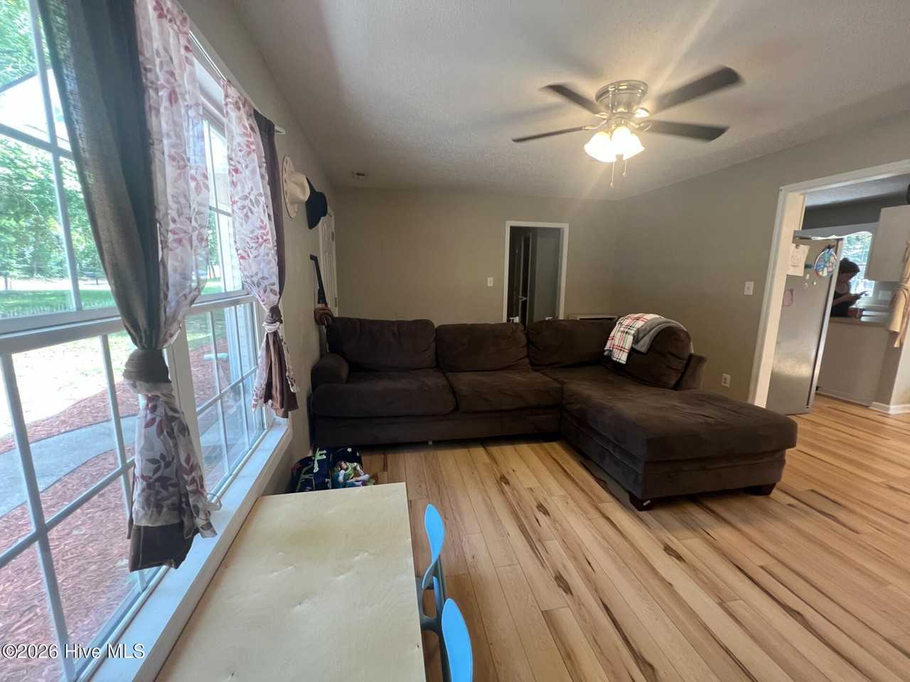 197 Bannermans Mill Rd - Photo 7 of 26