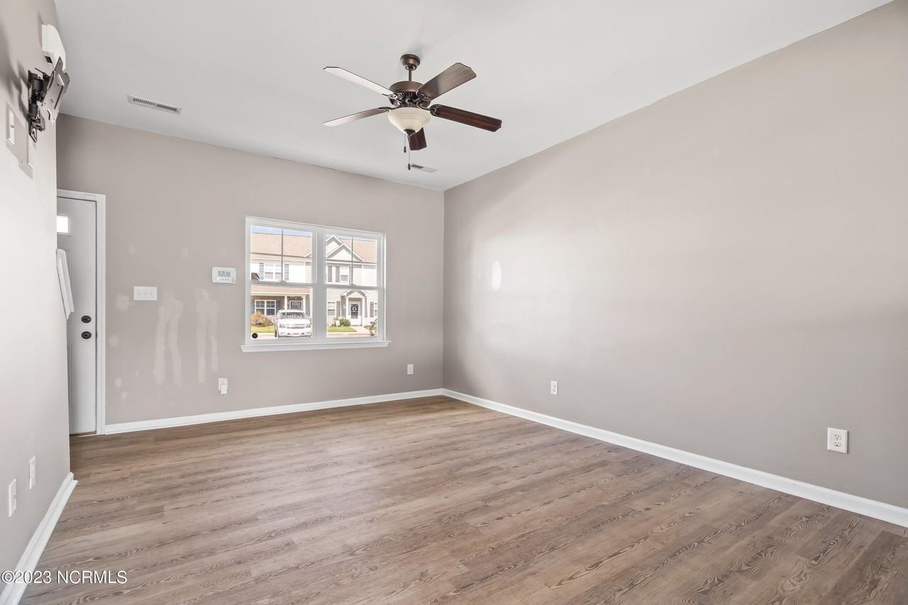 108 Justice Farm Dr - Photo 5 of 20
