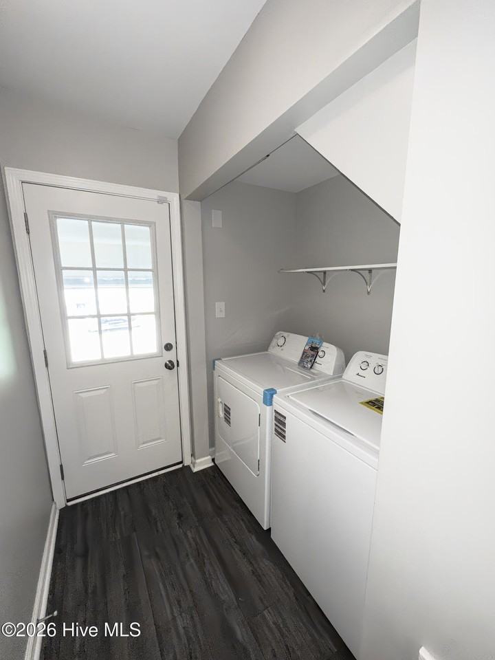 203 Saw Briar Ct - Photo 7 of 24