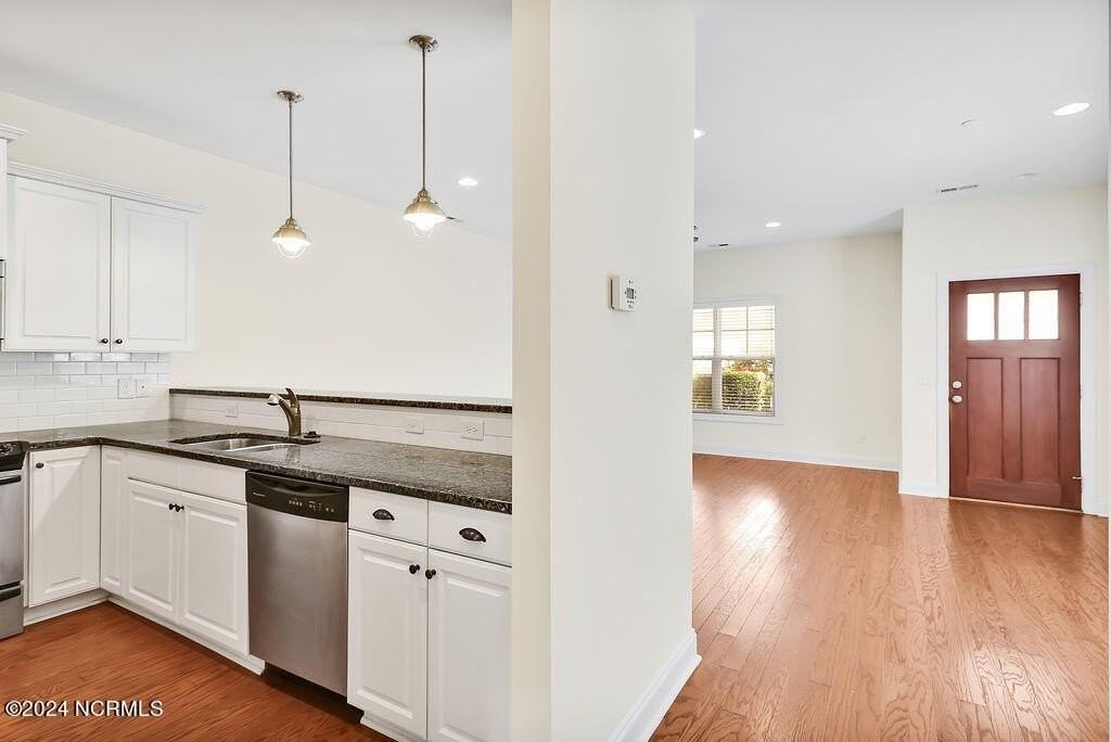 1217 Inman Park Ln - Photo 3 of 13