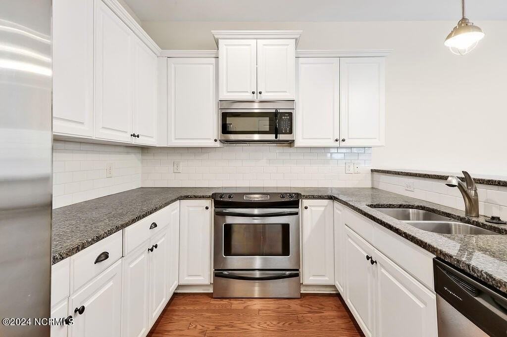 1217 Inman Park Ln - Photo 4 of 13