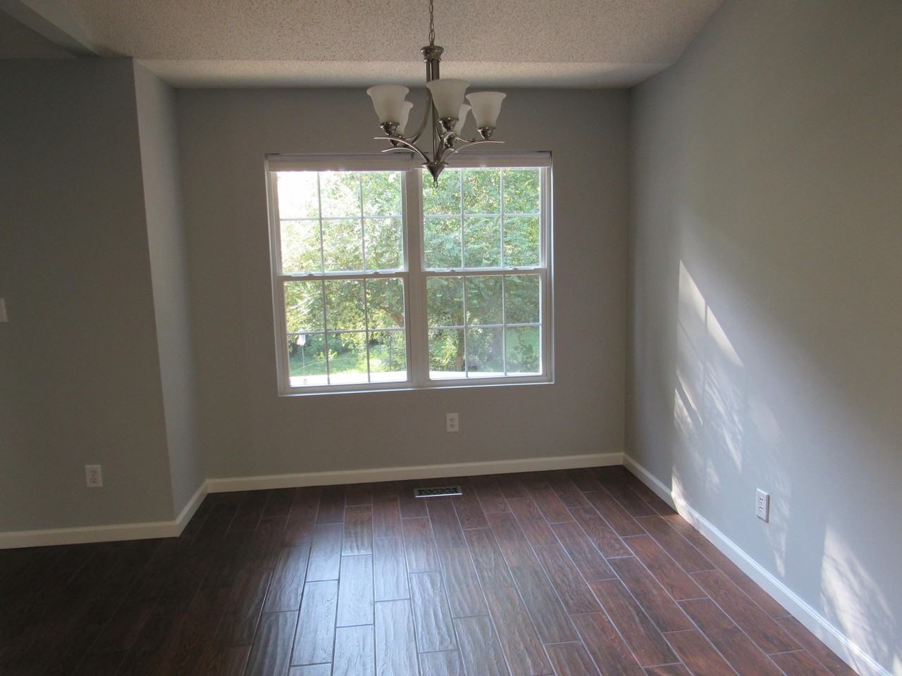 138 Kensington Way - Photo 7 of 18