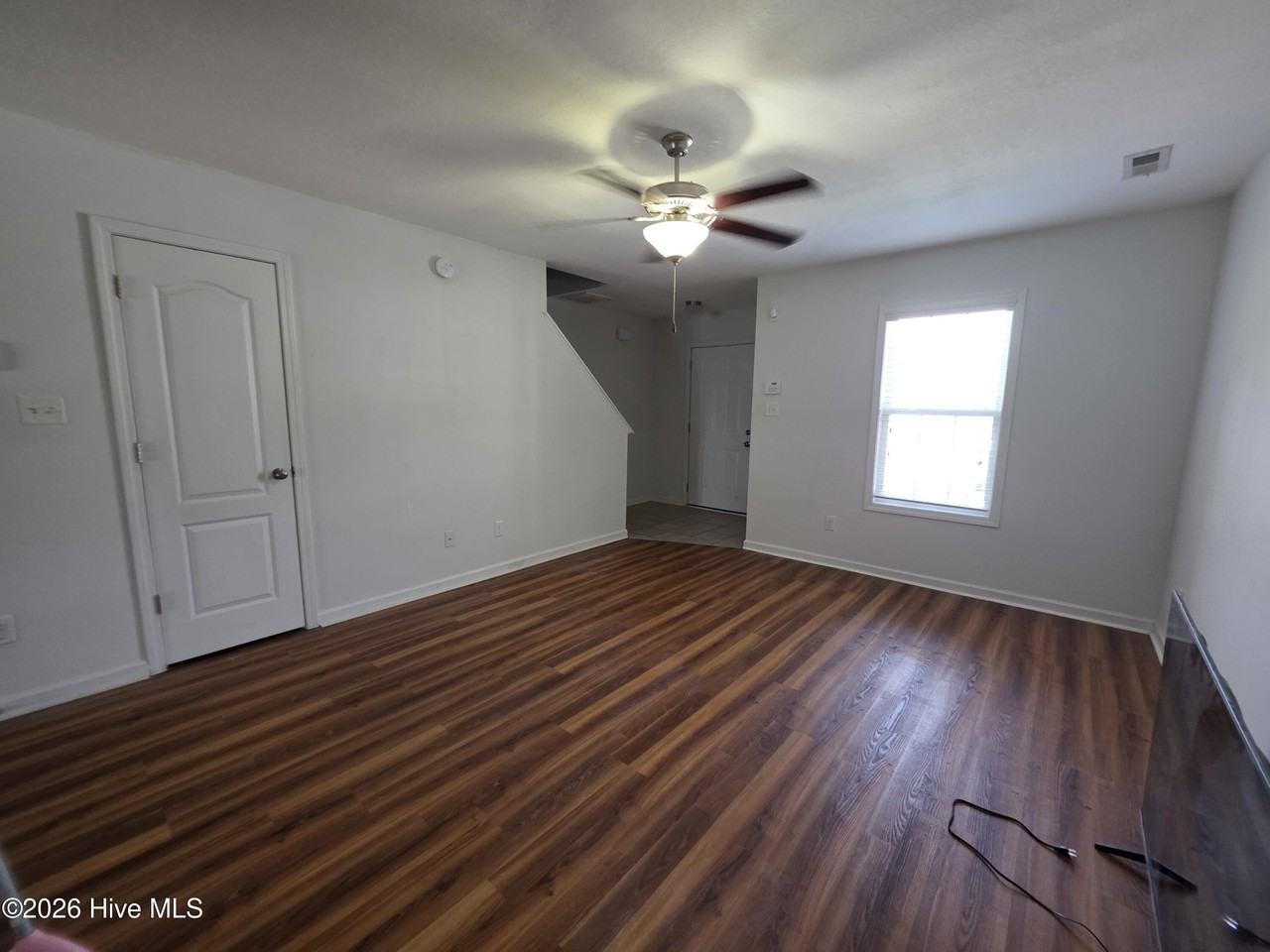 179 Glen Cannon Dr - Photo 3 of 11