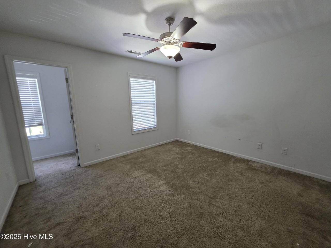 179 Glen Cannon Dr - Photo 6 of 11