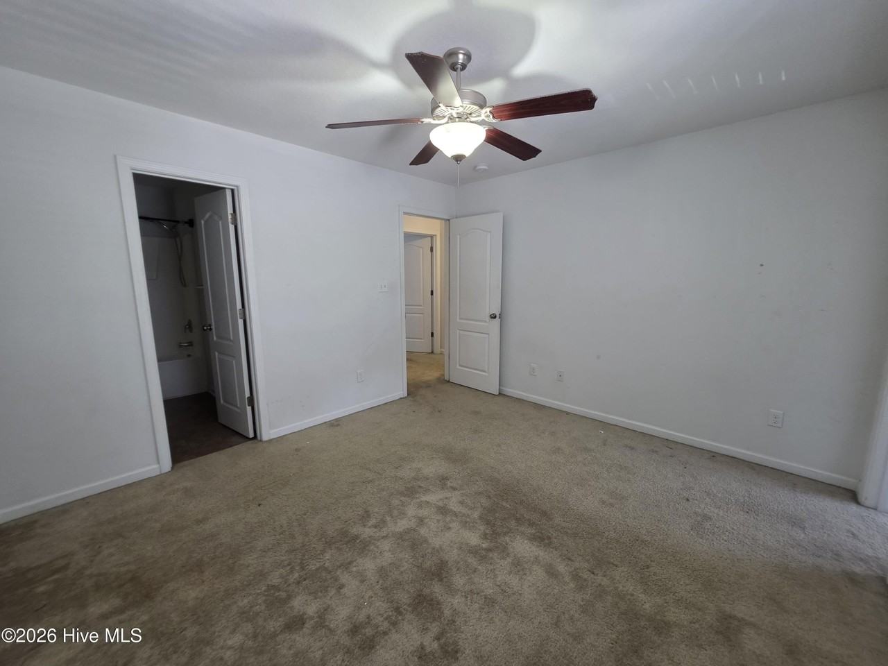 179 Glen Cannon Dr - Photo 7 of 11