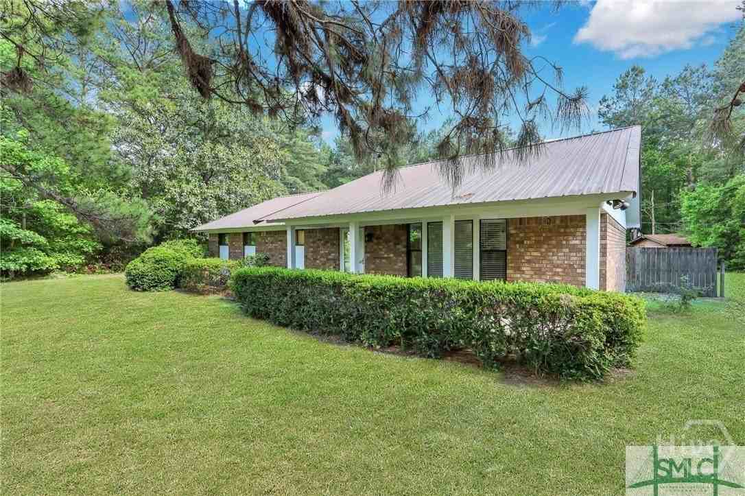 103 Maple Dr - Photo 4 of 43