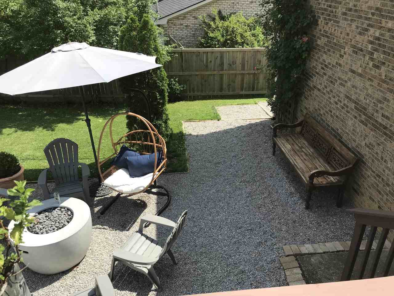 1104 Chinoe Rd - Photo 5 of 13