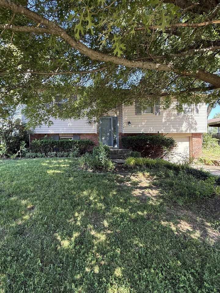 3545 Sundart Dr - Photo 2 of 24