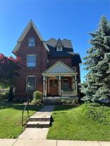 210 E Goepp St - Photo 1 of 1