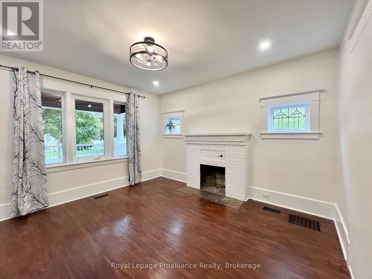 220 Foster Avenue - Photo 6 of 14