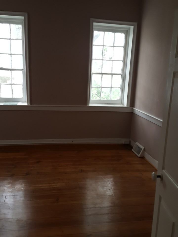 217 W Main St #A - Photo 4 of 11