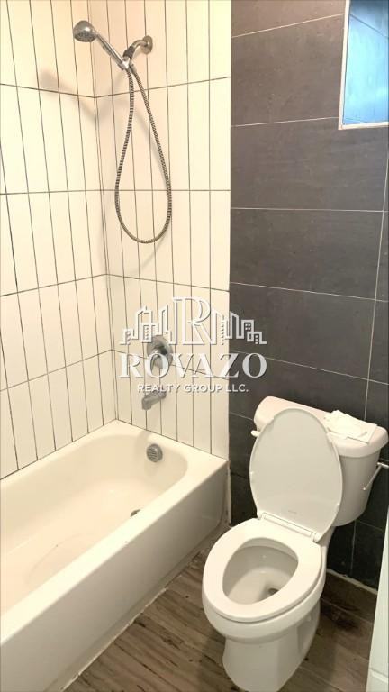 352 William St #B2B - Photo 2 of 4