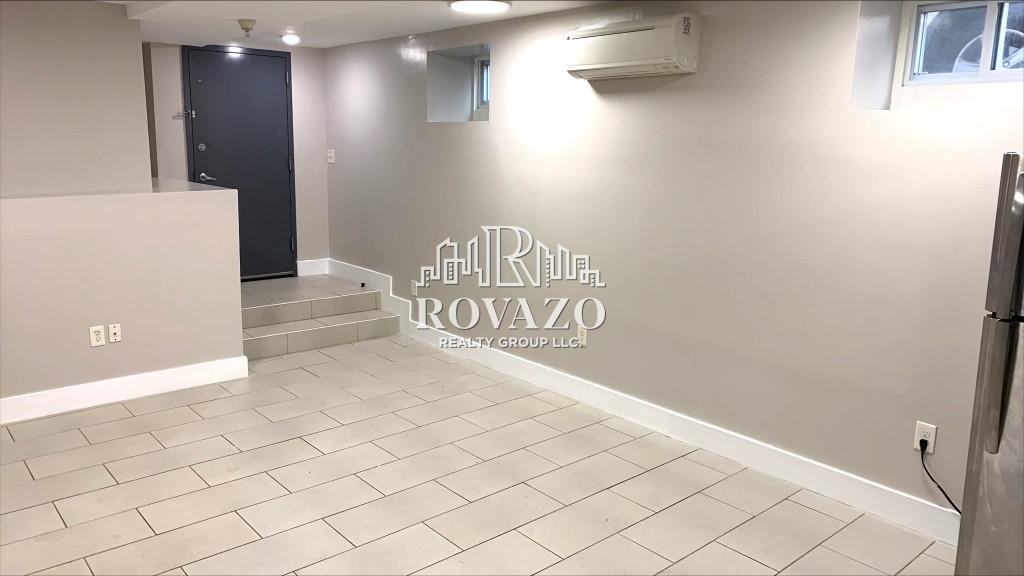 352 William St #B2B - Photo 3 of 4