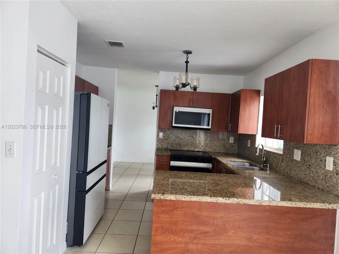 13658 Sw 142nd Ter #13658 - Photo 5 of 14