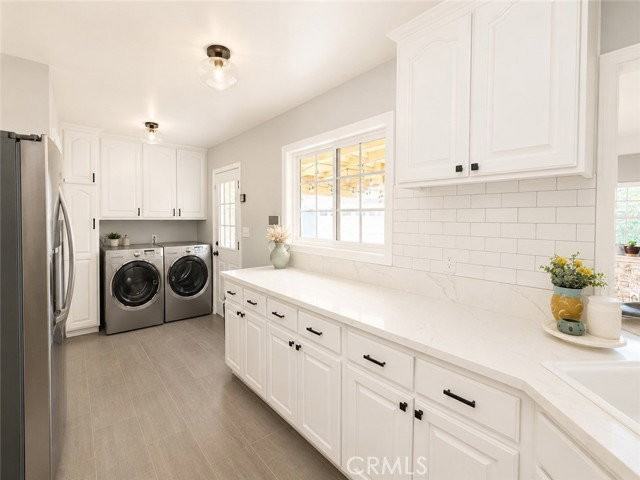 2420 W 116th St - Photo 2 of 8