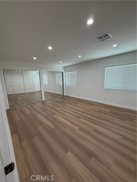 18531 Mansel Ave - Photo 4 of 8