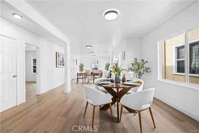 1558 Hauser Blvd - Photo 4 of 8