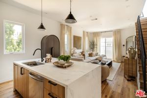featured image of 4460 Maplewood Ave #1-4