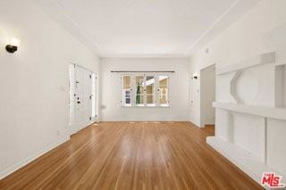 2011 N Beachwood Dr - Photo 2 of 8