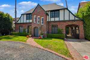 featured image of 455 N Highland Ave