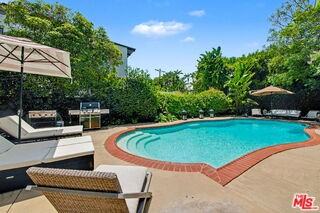 455 N Highland Ave - Photo 3 of 8