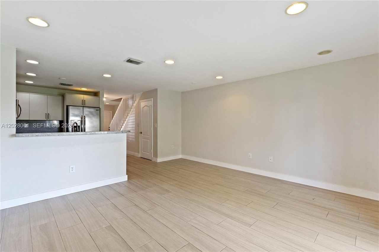 3126 Sw 128th Ave #157 - Photo 5 of 25