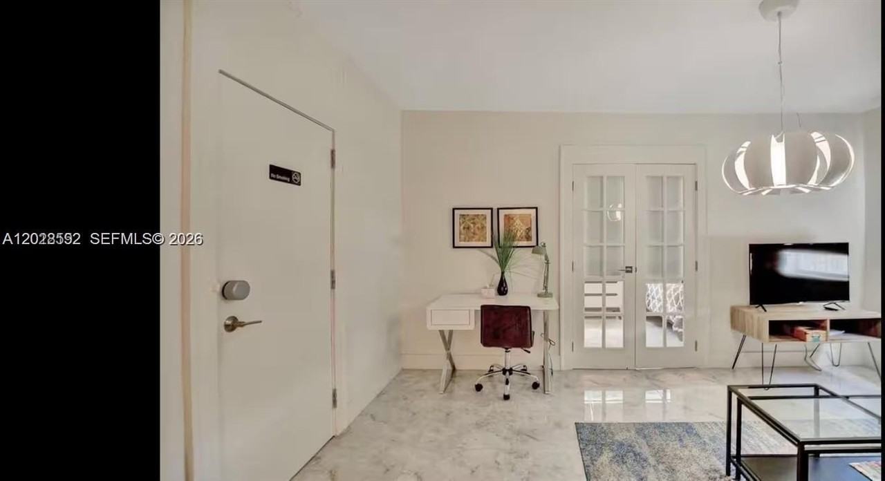 174 Ne 47th St #103 - Photo 3 of 14