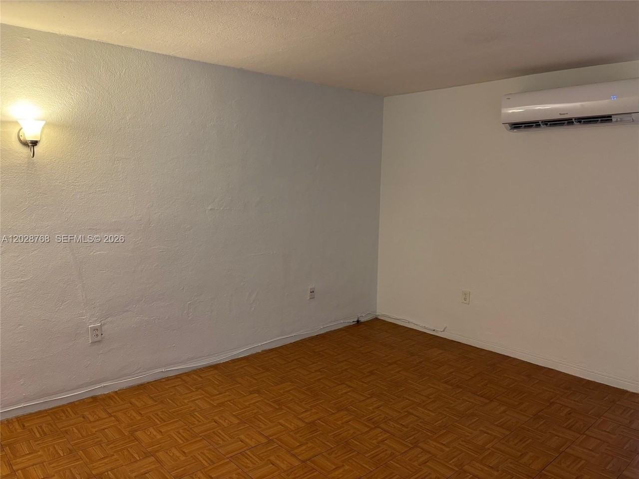 6780 Sw 44th St #15 - Photo 4 of 7