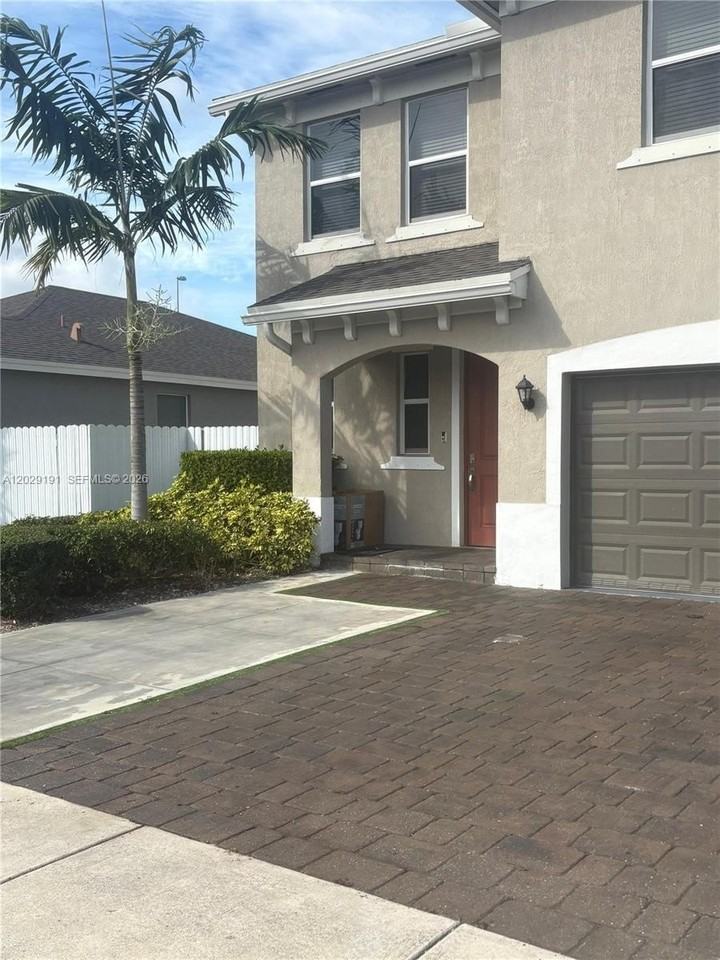 26964 Sw 132nd Court Rd #0 - Photo 2 of 12