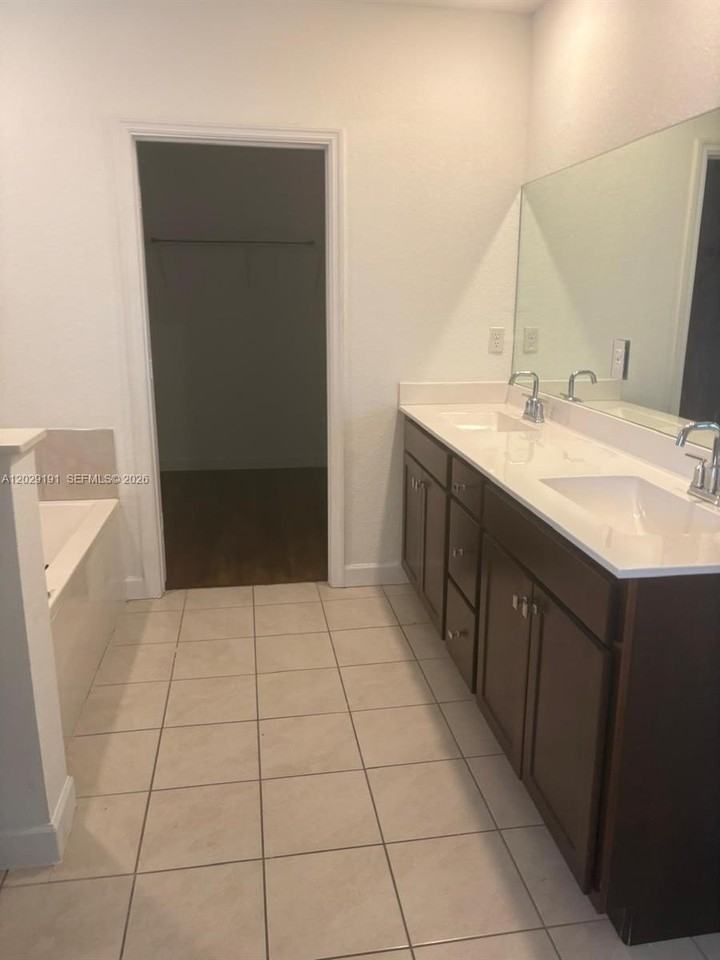 26964 Sw 132nd Court Rd #0 - Photo 6 of 12
