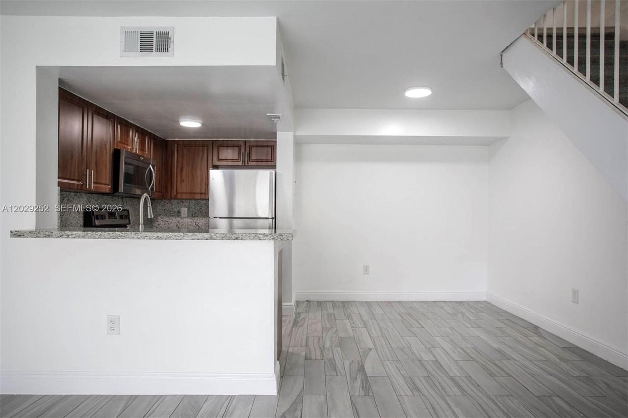 8580 Nw 6th Ln #6-205 - Photo 5 of 17