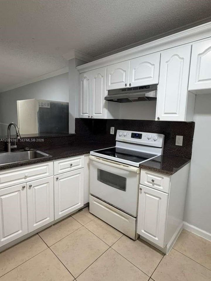 1150 Nw 80th Ave #104 - Photo 2 of 12