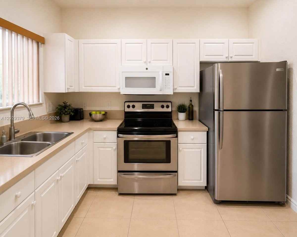 3856 Sw 48th Ave #3856 - Photo 3 of 14