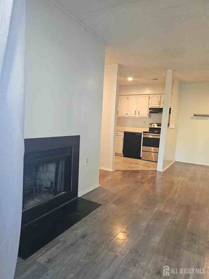 2307 Aspen Dr - Photo 6 of 25