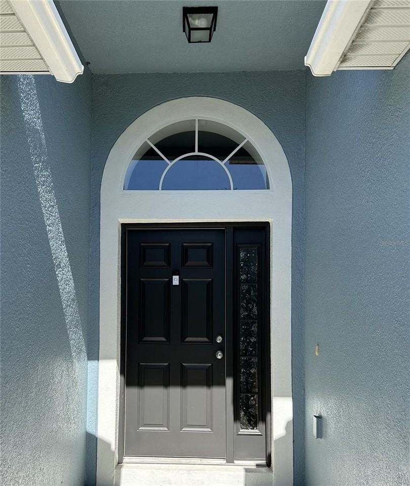 5539 Sycamore Canyon Dr - Photo 2 of 39