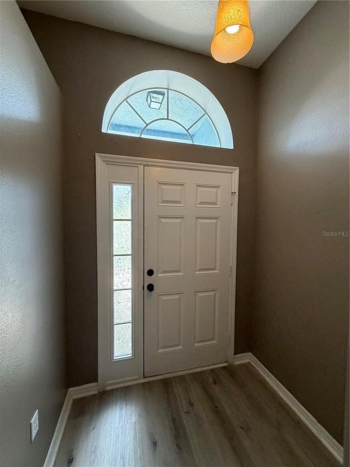 5539 Sycamore Canyon Dr - Photo 3 of 39