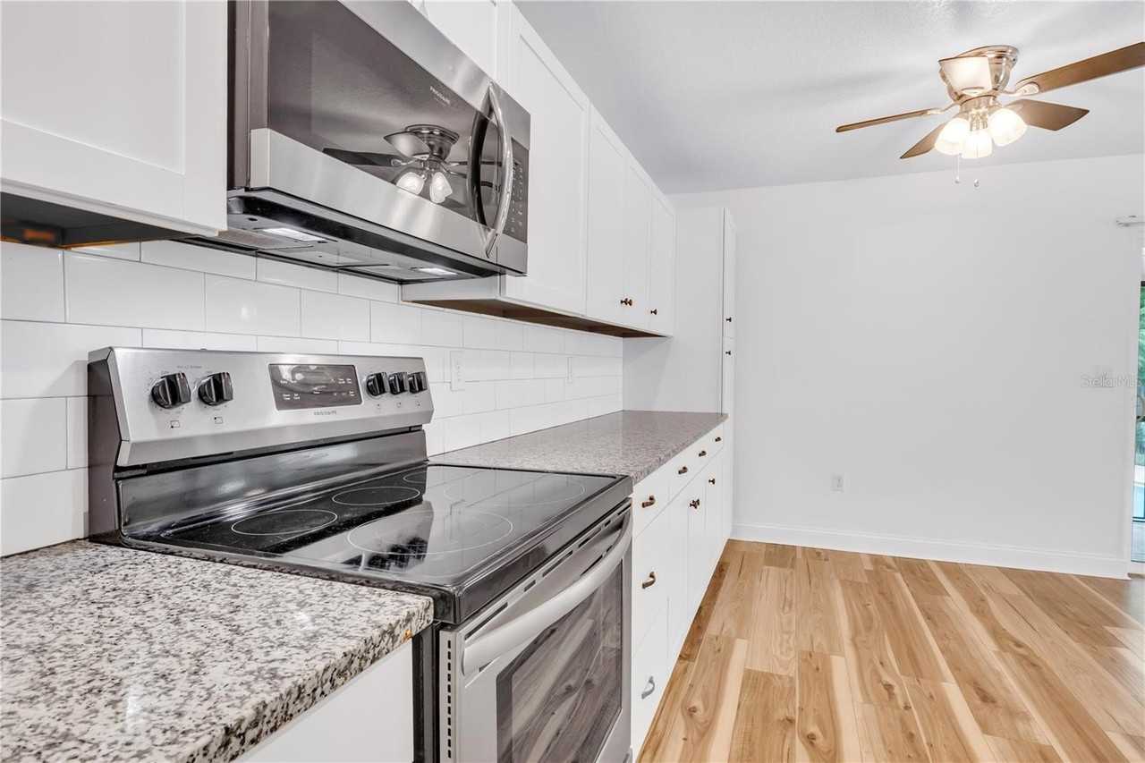 1177 Paseo Del Mar #C - Photo 7 of 27