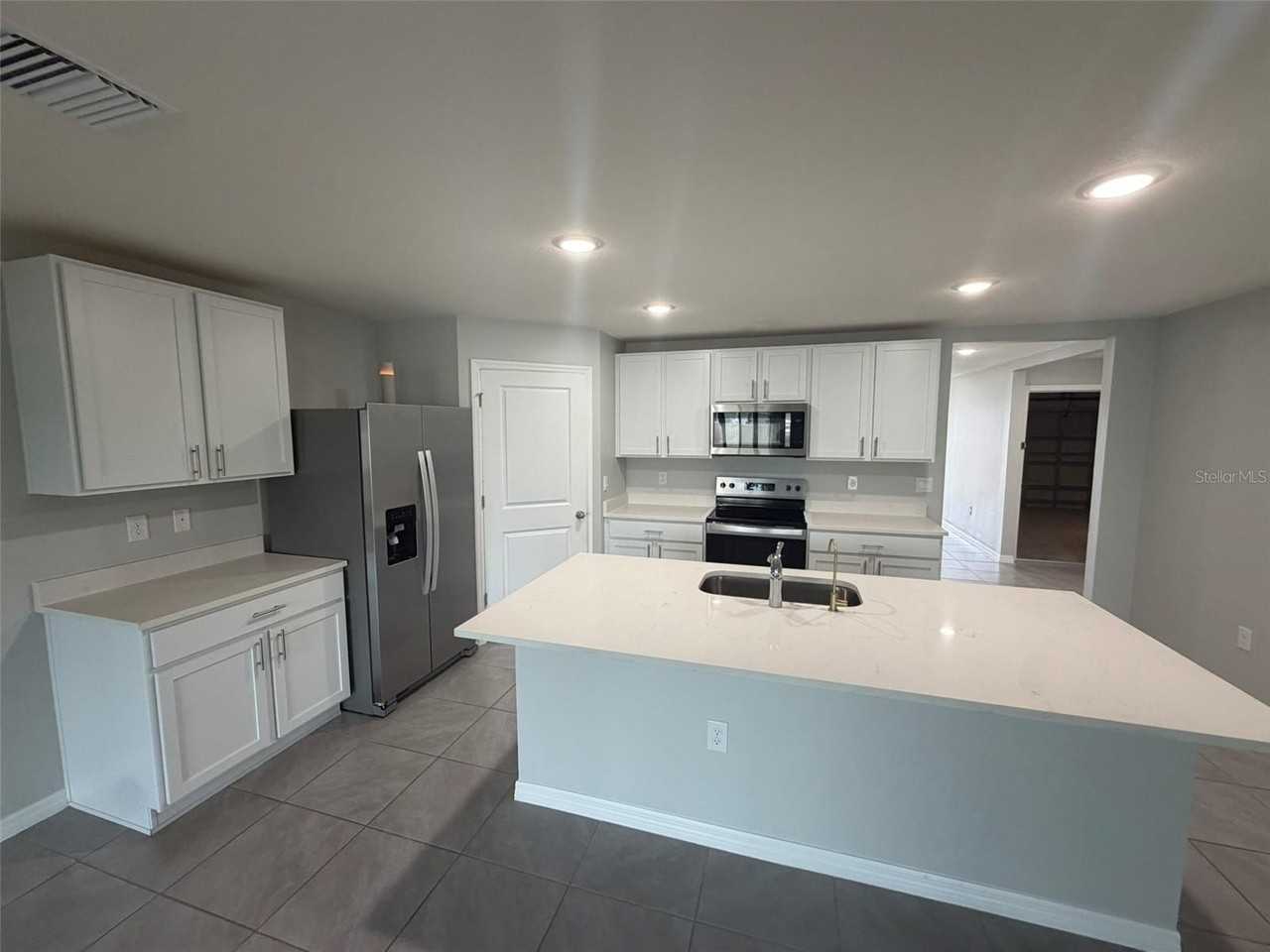 4703 Sw 85th Pl - Photo 3 of 29