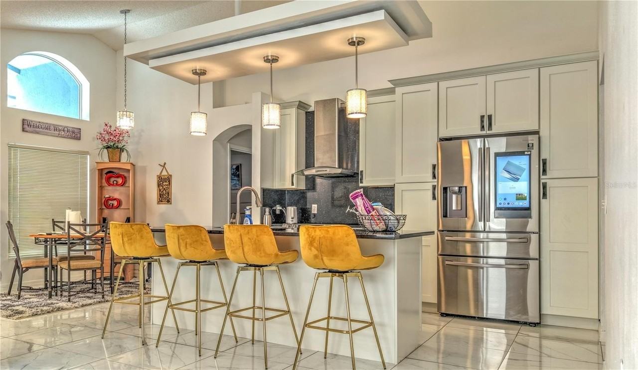 3087 Barbados Ln - Photo 3 of 14