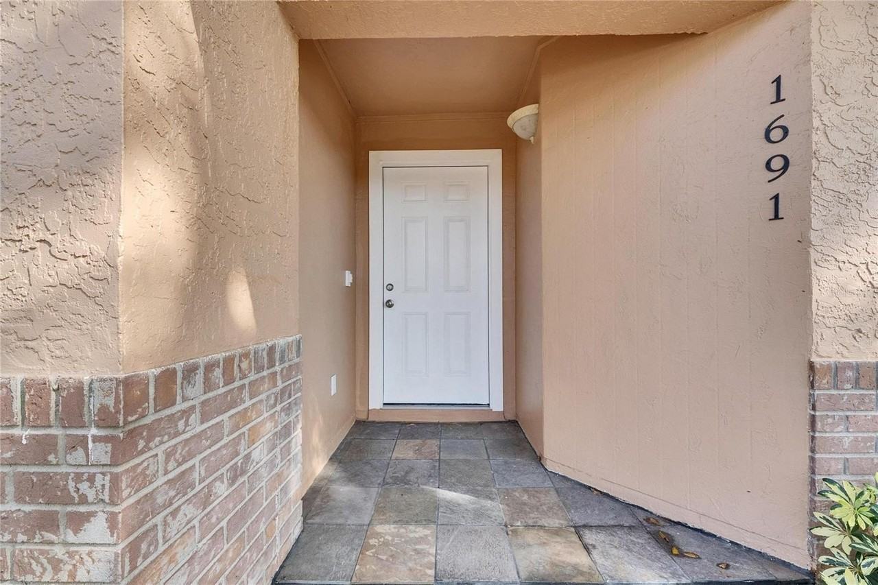 1691 E Orangecrest Ave - Photo 4 of 42